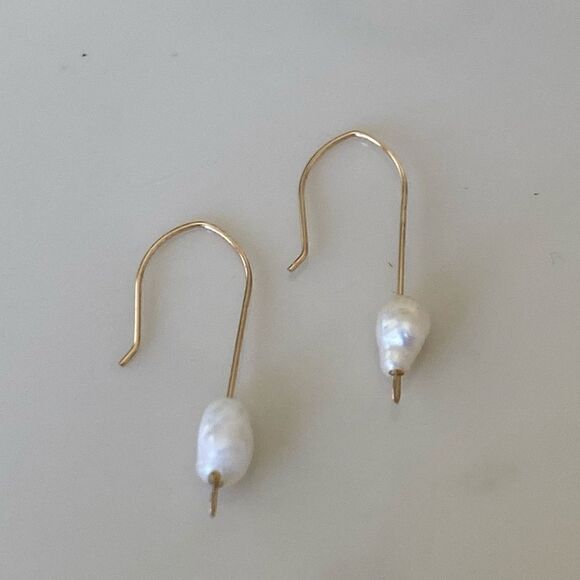 14k gold pearl earrings - Picture 1 of 3